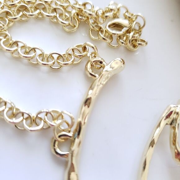 Zara “LOVE” Necklace  - Picture 4 of 12